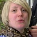 Hair Salon Offers Sssoothing Snake Neck Massage